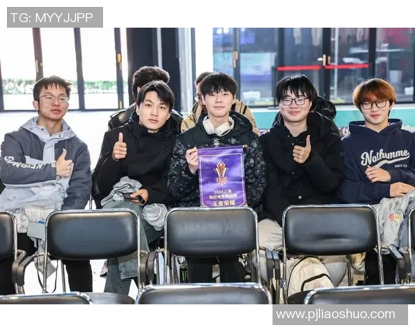 电竞新闻高校联赛特别报道JDG战队成长历程与辉煌成就的背后故事